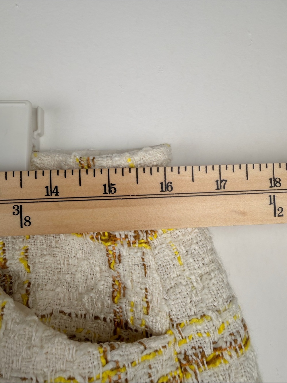 Cabi Tweed Mini Skirt Size 8 Quiet Luxury - Picture 6 of 8